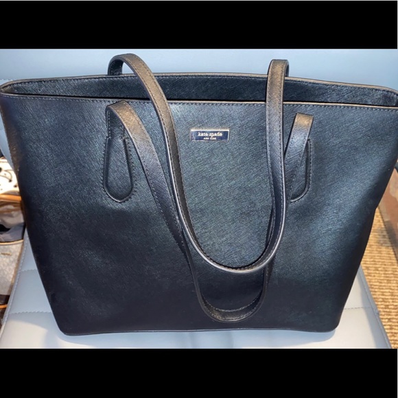 kate spade Handbags - Kate Spade Tote
